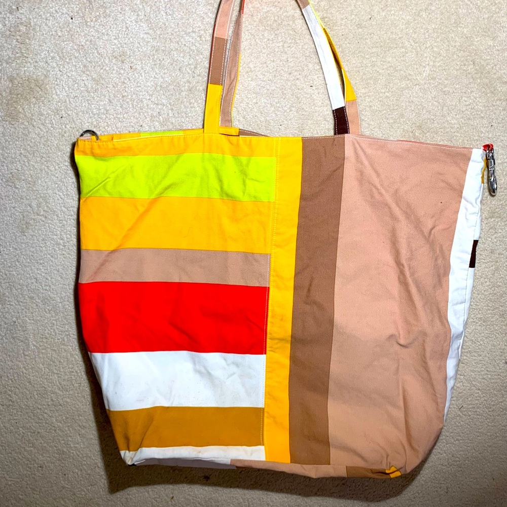 Large geometric patterned cotton beach tote